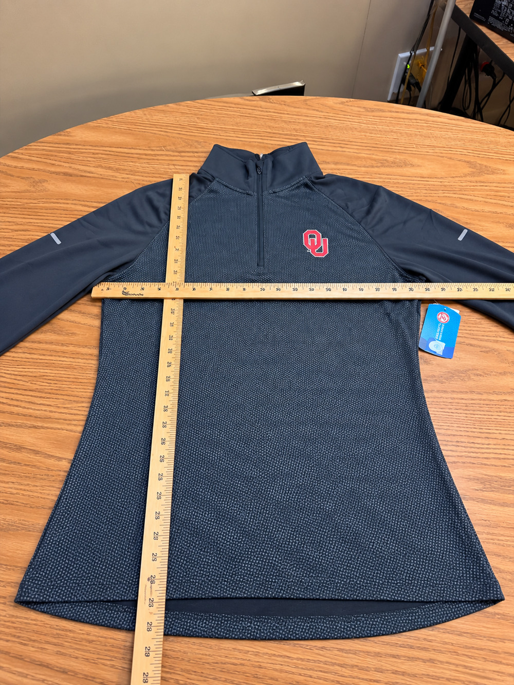 Oklahoma Sooners Women’s Large Section Quarter Zip Pullover NWT OU Black